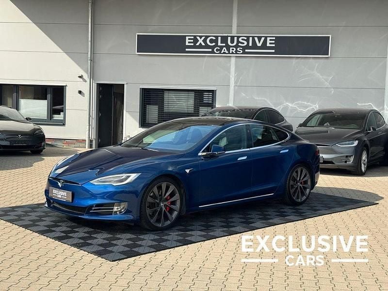 Blau Gebraucht 2019 Tesla Model S Performance Limousine | 46.750 € (Etwas zu teuer) - Bild 1/4