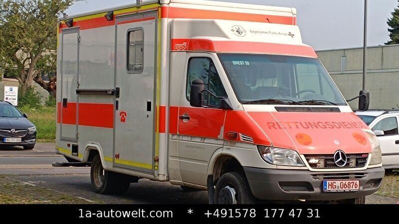 Weiß Gebraucht 2004 Mercedes Sprinter Van | 12.000 € (Superpreis) - Bild 1/4