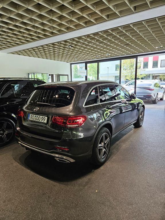 Gebraucht Mercedes GLC220 AMG line 194 PS (142 kW) 2020 Grau SUV
