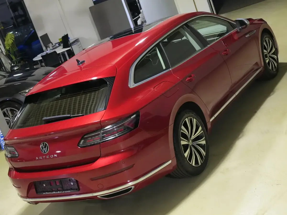 Gebraucht VW Arteon Elegance 200 PS (147 kW) 2023 Kings red Kombi