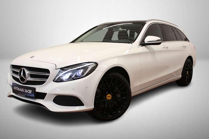 Polarweiss Gebraucht 2017 Mercedes C400 Avantgarde Kombi | 25.990 € (Fairer Preis) - Bild 1/4