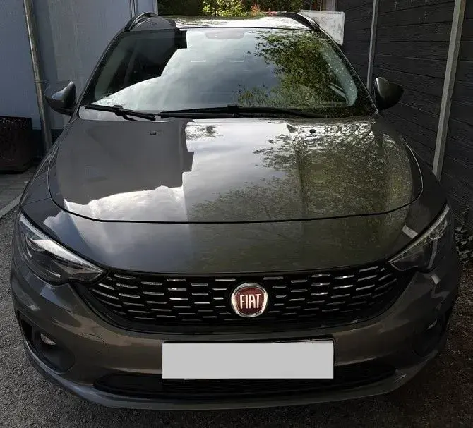 Gebraucht Fiat Tipo Lounge 120 PS (88 kW) 2019 Grau Kombi