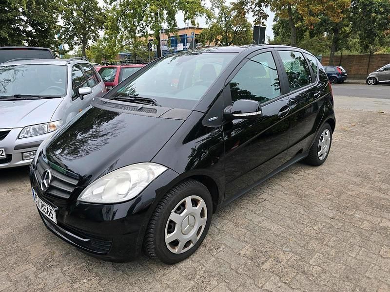 Schwarz Gebraucht 2010 Mercedes A160 Kleinwagen | 2.650 € (Superpreis) - Bild 1/4