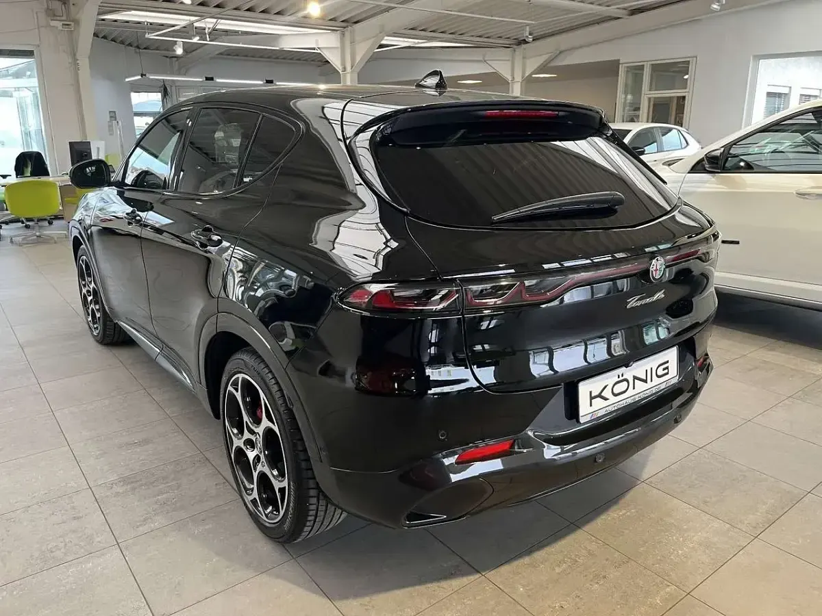 Gebraucht Alfa Romeo Tonale Veloce 159 PS (116 kW) 2022 Schwarz SUV