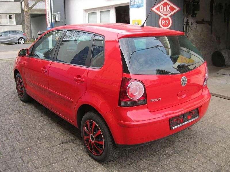 Gebraucht VW Polo Edition 69 PS (50 kW) 2009 Rot Kleinwagen