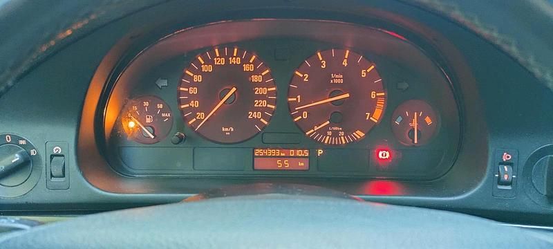 Gebraucht BMW 525 192 PS (141 kW) 2003 Kombi