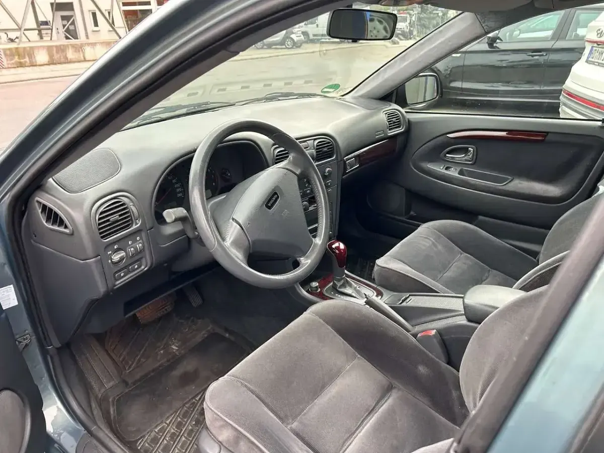 Gebraucht Volvo V40 Comfort 122 PS (89 kW) 2003 Blau Kombi