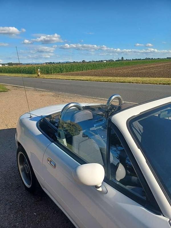 Gebraucht Mazda MX5 116 PS (85 kW) 1990 Weiß Cabrio