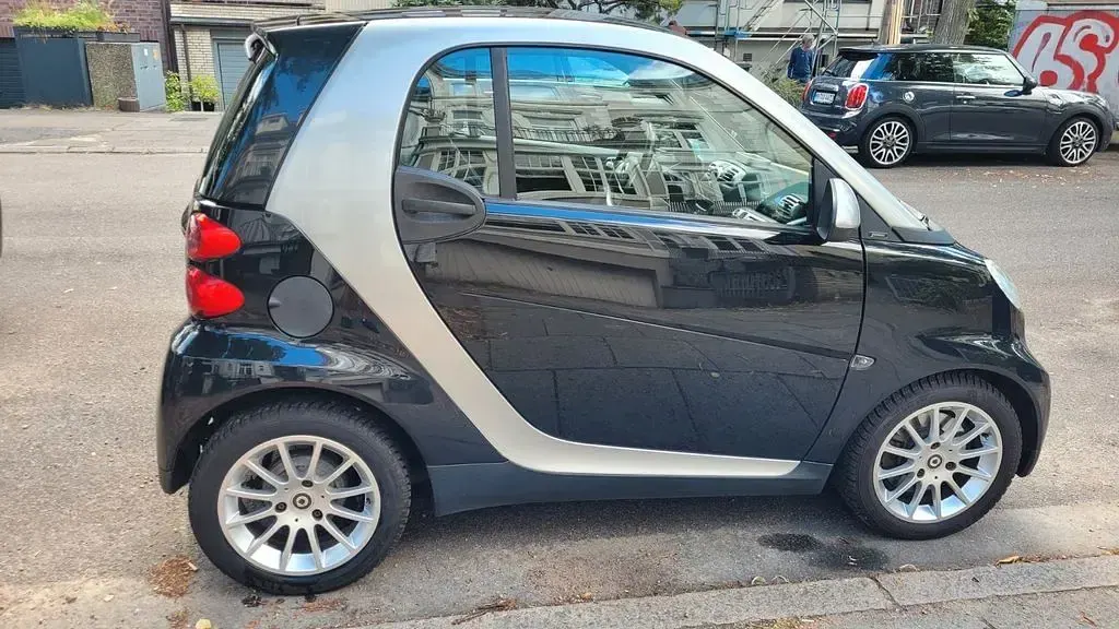 Gebraucht Smart ForTwo Coupé Passion 84 PS (61 kW) 2008 Schwarz Coupé