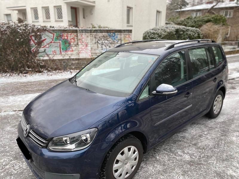 Blau Gebraucht 2011 VW Touran Van / Kleinbus | 3.200 € (Guter Preis) - Bild 1/4