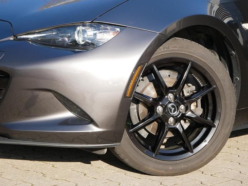 Gebraucht Mazda MX5 Ad'Vantage 132 PS (97 kW) 2021 Machine gray Cabrio