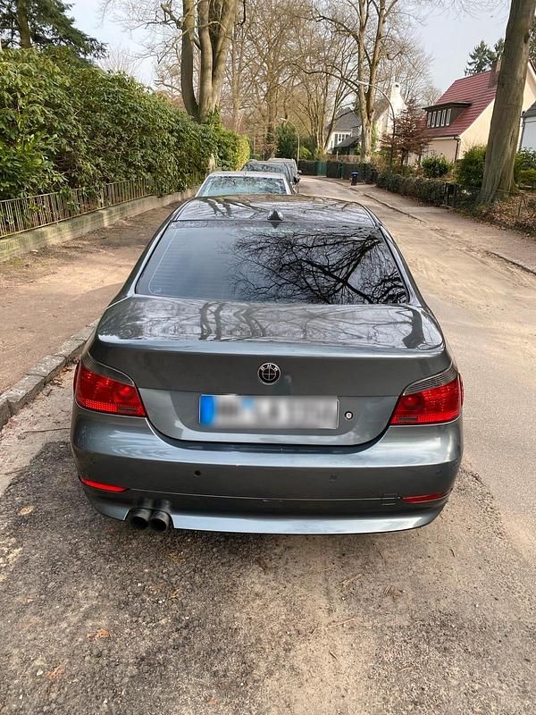 Używany BMW 530 2005 Szary Sedan/Limuzyna