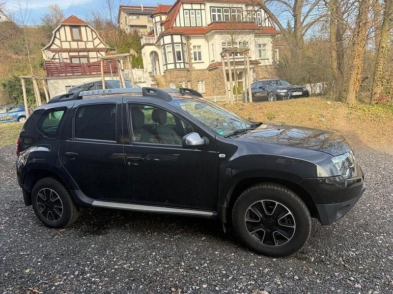 Gebraucht Dacia Duster Prestige 125 PS (91 kW) 2016 Schwarz SUV