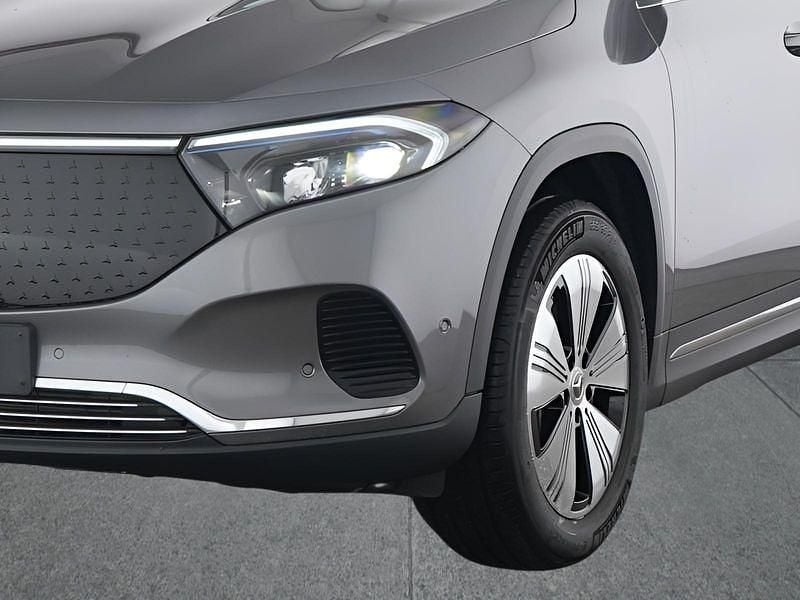 Gebraucht Mercedes EQA250+ 139 kW (190 PS) 2025 Grau SUV