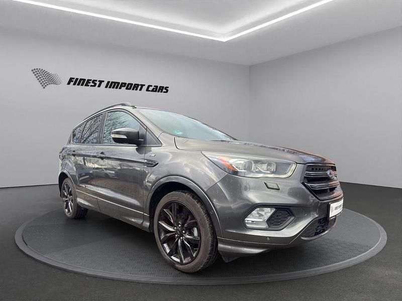 Gebraucht Ford Kuga ST-Line 150 PS (110 kW) 2017 Grau SUV