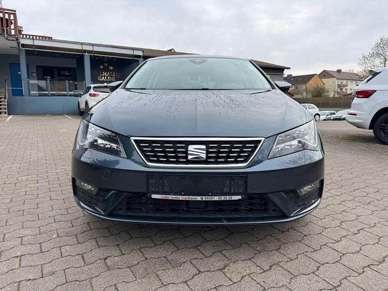Gebraucht Seat Leon XCELLENCE 150 PS (110 kW) 2019 Grau Limousine