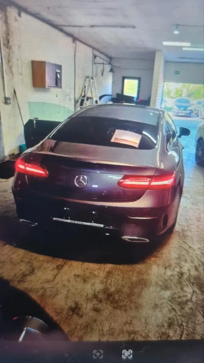 Gebraucht Mercedes E220 AMG line 194 PS (142 kW) 2019 Grau Coupé