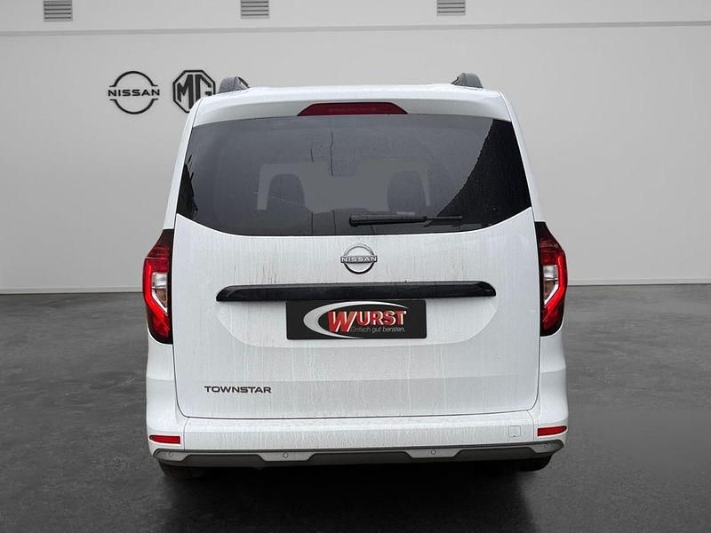 Neu Nissan Townstar N-Connecta 131 PS (96 kW) 2025 Weiß Kombi