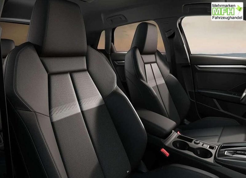 Neu Audi A3 S-Line 204 PS (150 kW) 2025 Mythosschwarz metallic Limousine