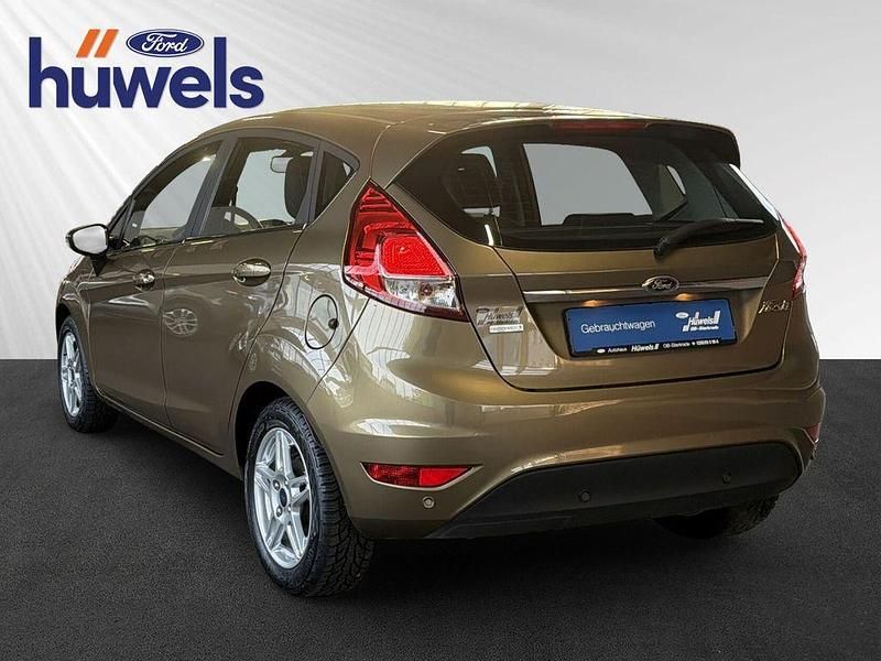 Gebraucht Ford Fiesta Titanium 101 PS (74 kW) 2014 Braun Kleinwagen