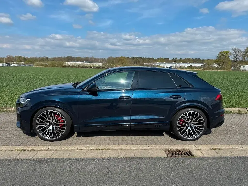 Gebraucht Audi SQ8 Sport 507 PS (372 kW) 2023 Blau SUV