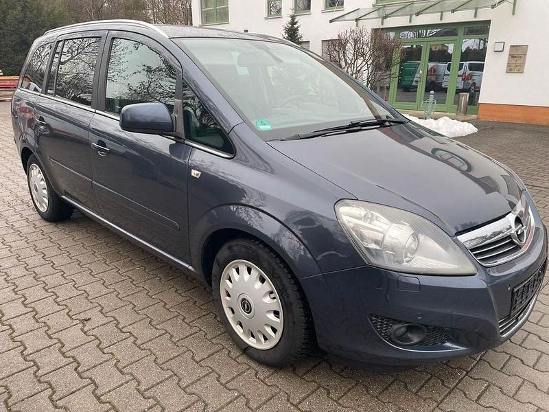 Gebraucht Opel Zafira 140 PS (102 kW) 2010 Grün Van / Kleinbus