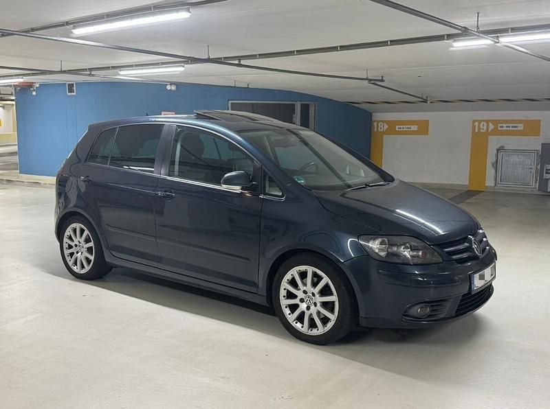Blau Gebraucht 2005 VW Golf Plus Cross Highline Van / Kleinbus | 2.800 € (Fairer Preis) - Bild 1/4
