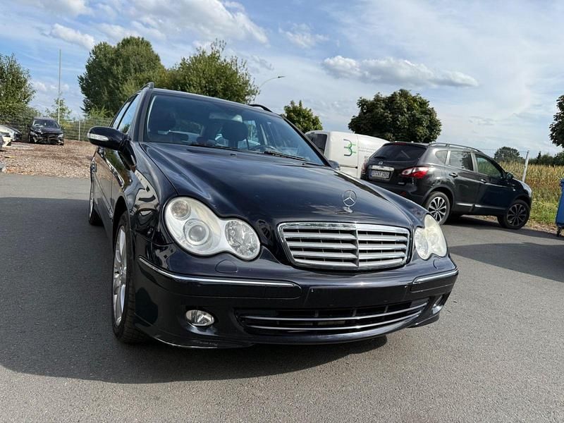 Schwarz Gebraucht 2005 Mercedes C230 Sport Edition Kombi | 1.950 € (Superpreis) - Bild 1/4