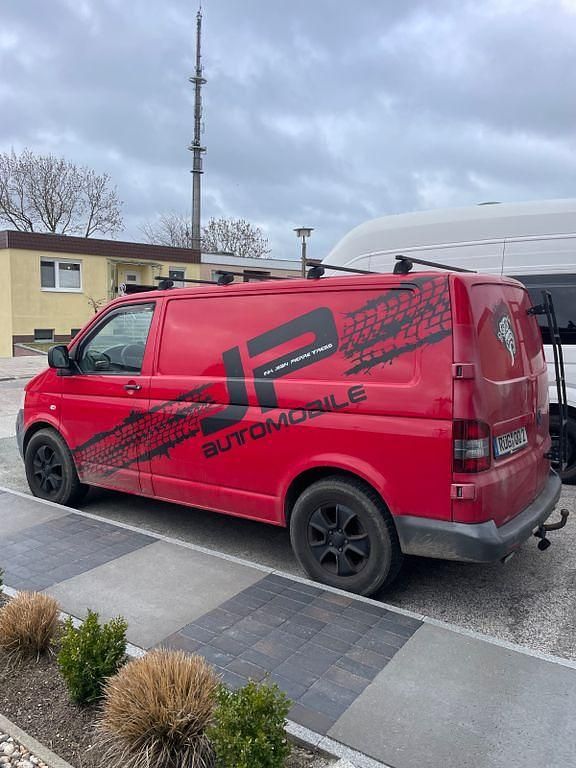 Gebraucht VW Transporter 131 PS (96 kW) 2008 Rot Van