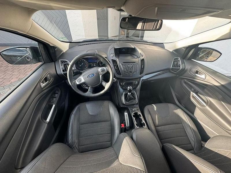 Gebraucht Ford Kuga Trend 150 PS (110 kW) 2013 Schwarz SUV