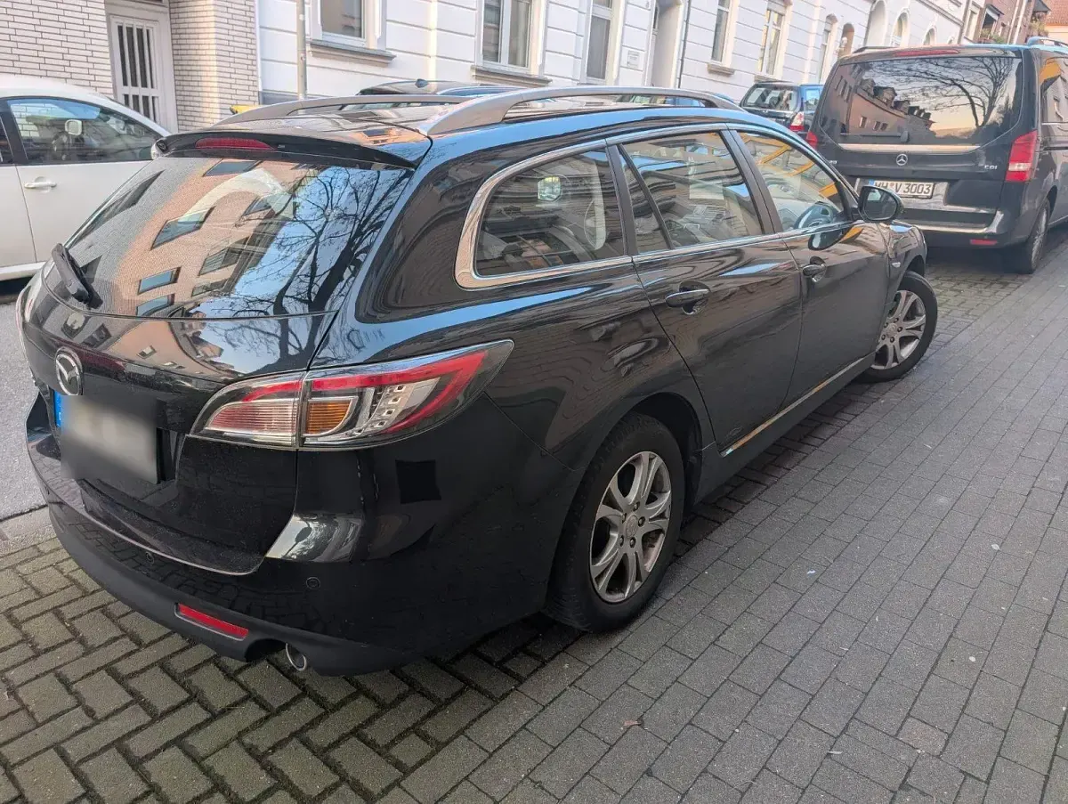 Gebraucht Mazda 6 163 PS (119 kW) 2011 Schwarz Kombi