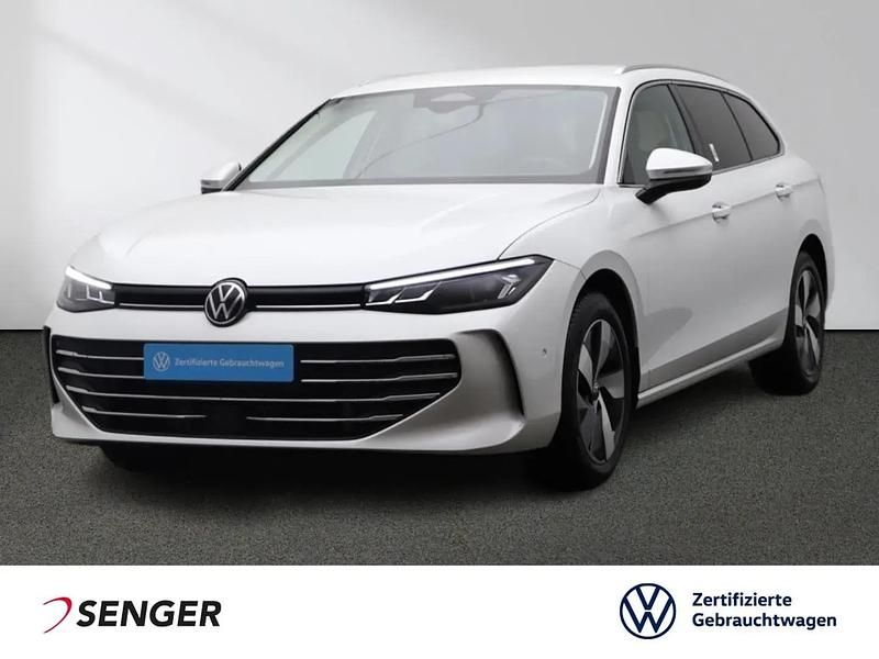 Oryxweiß perlmutteffekt Gebraucht 2025 VW Passat Business Kombi | 32.480 € (Fairer Preis) - Bild 1/1