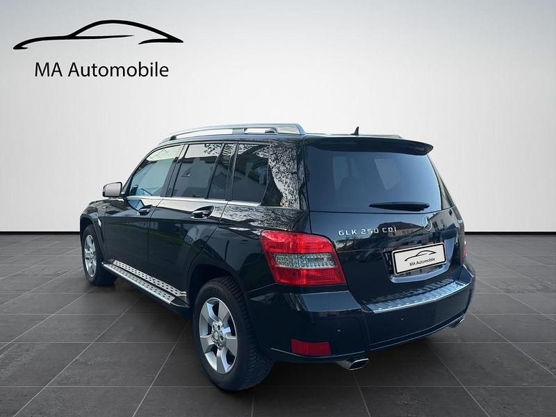 Gebraucht Mercedes GLK250 204 PS (150 kW) 2012 Schwarz SUV