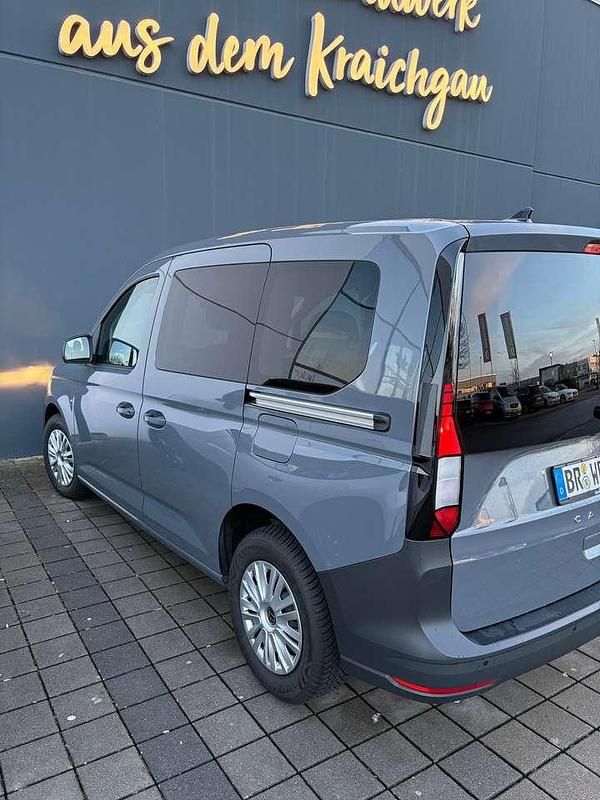 Gebraucht VW Caddy Goal 102 PS (75 kW) 2024 Grau Van / Kleinbus