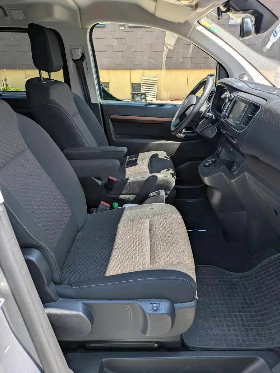 Gebraucht Toyota Proace 144 PS (105 kW) 2021 Silber Van / Kleinbus
