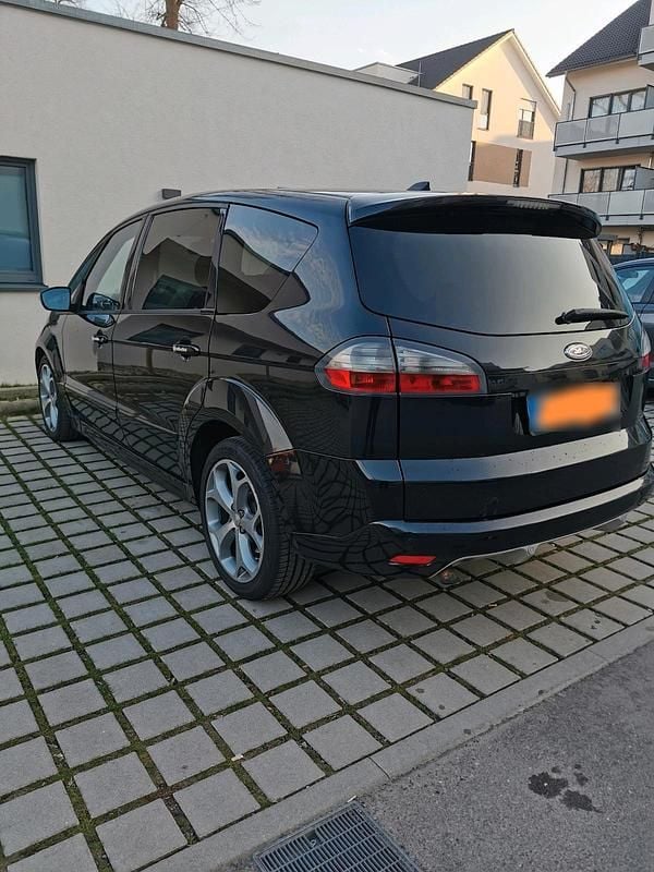 Gebraucht Ford S-MAX Titanium S 140 PS (102 kW) 2009 Schwarz Van / Kleinbus