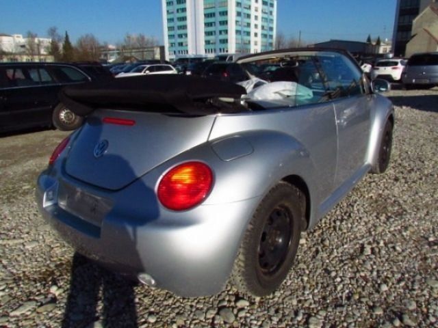 Gebraucht VW New Beetle Cabriolet 75 PS (55 kW) 2003 Silber metallic Cabrio