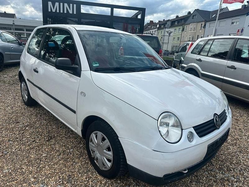 Weiß Gebraucht 2000 VW Lupo Basis Kleinwagen | 2.450 € (Etwas zu teuer) - Bild 1/4