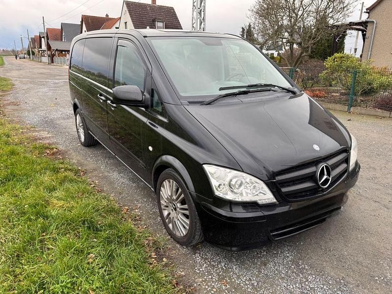 Gebraucht Mercedes Vito 224 PS (164 kW) 2013 Schwarz Van