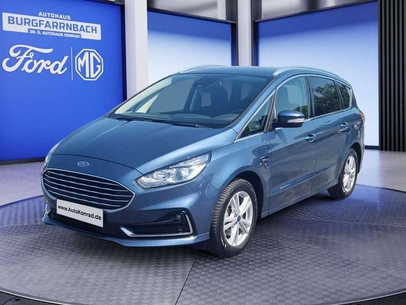 Blue metallic Gebraucht 2023 Ford S-MAX Titanium Van / Kleinbus | 32.790 € (Fairer Preis) - Bild 1/4