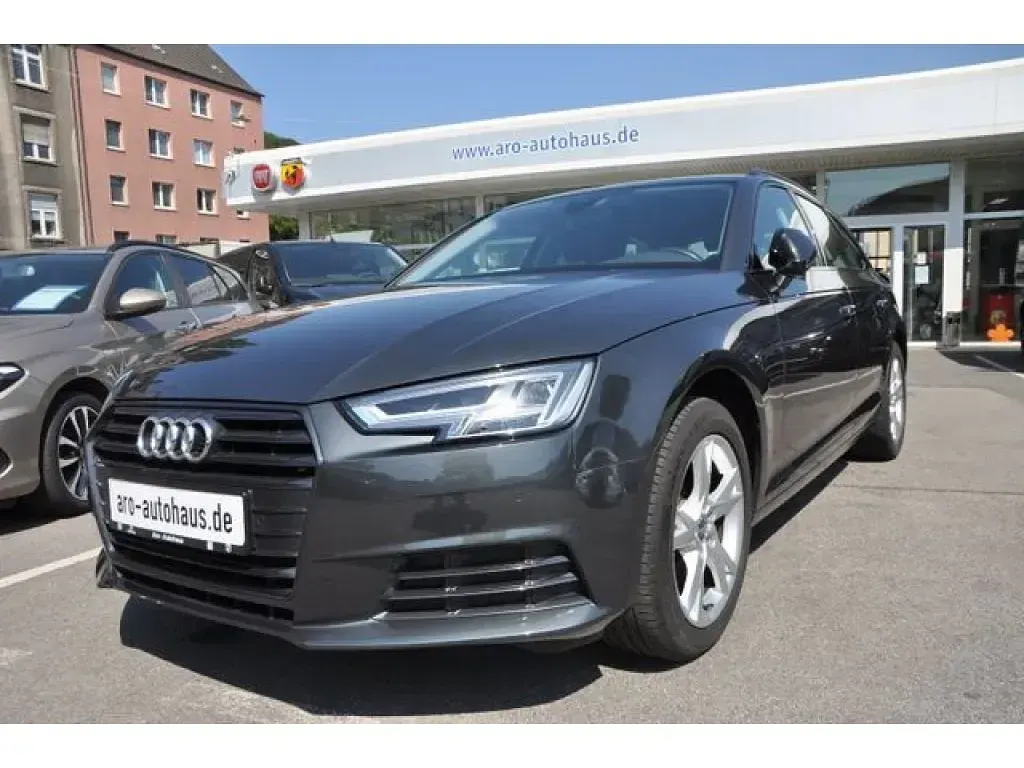 Gebraucht Audi A4 Design 150 PS (110 kW) 2018 Manhattangrau (metallic) Kombi