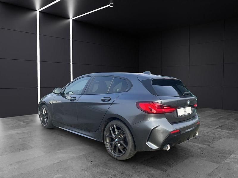 Gebraucht BMW 120 M Sport 190 PS (139 kW) 2020 Grau Kleinwagen
