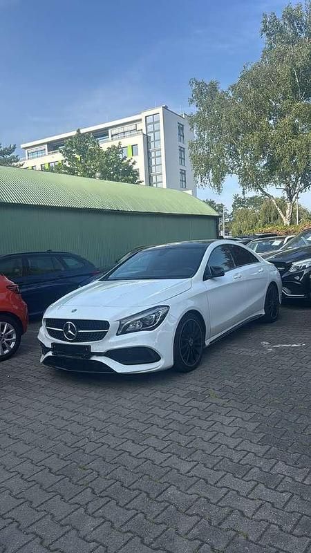 Gebraucht 2018 Mercedes CLA250 AMG line Limousine | 22.000 € (Etwas zu teuer) - Bild 1/4