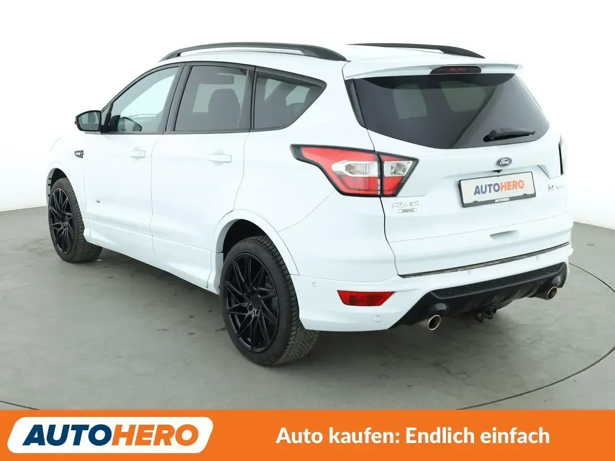 Gebraucht Ford Kuga ST-Line 175 PS (128 kW) 2018 Weiß SUV