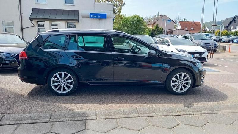 Gebraucht VW Golf VII Highline 150 PS (110 kW) 2016 Schwarz Kombi