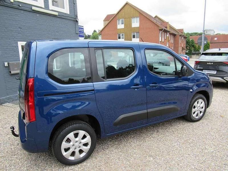 Gebraucht Opel Combo Life Edition 102 PS (75 kW) 2022 Blau Kombi