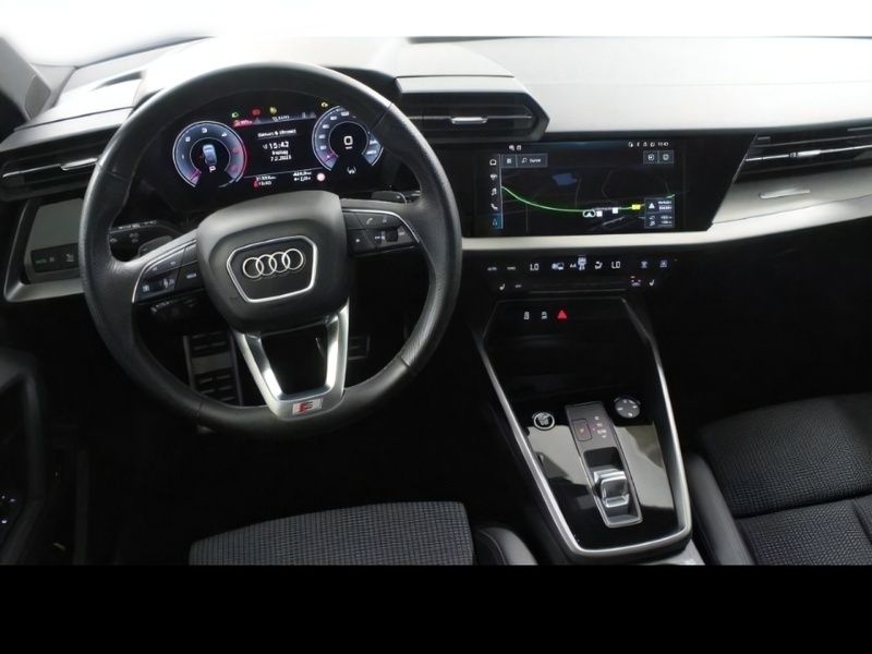 Gebraucht Audi A3 Sportback S-Line 150 PS (110 kW) 2023 Weiß Kleinwagen