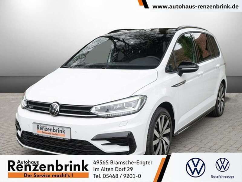 Pure white schwarz Gebraucht 2024 VW Touran Highline Van / Kleinbus | 42.290 € (Teuer) - Bild 1/4