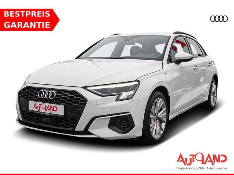 Andere Gebraucht 2022 Audi A3 Comfort Limousine | 24.950 € (Guter Preis) - Bild 1/4
