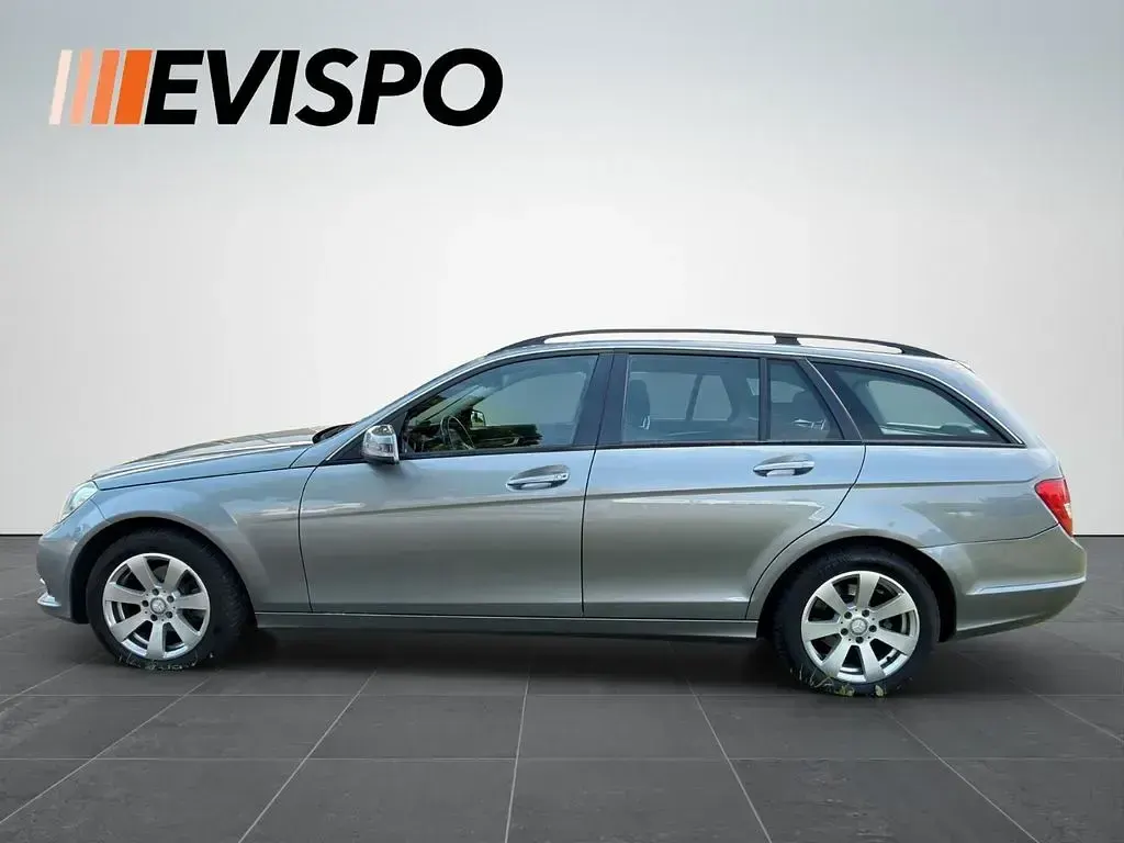 Gebraucht Mercedes C180 120 PS (88 kW) 2013 Silber Kombi